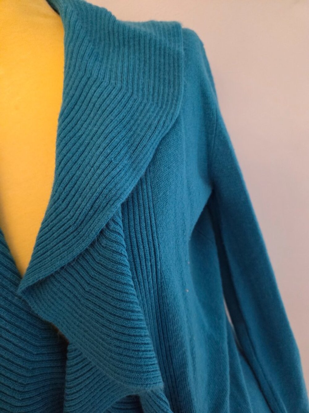 Karen Scott Ruffle Cardigan - Picture 5 of 6